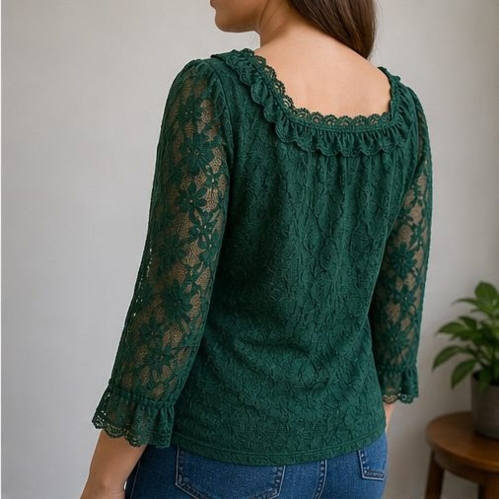 Emerald Ruffle Blouse - Picture 3 of 6